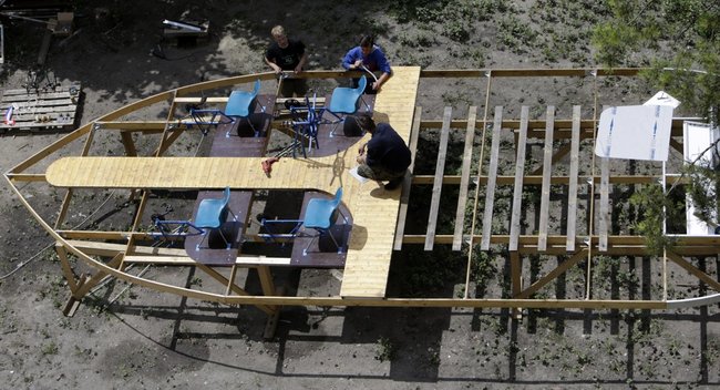 Their ultimate goal? Sail the plastic bottle boat down the Elbe River from their hometown of Nymburk in the Czech Republic, to the city of Hamburg, Germany. 